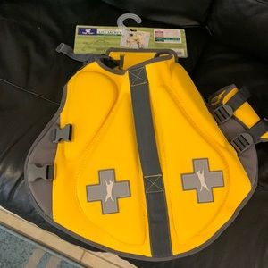Top paw neoprene life jacket Large dogs 55-85 lbs NWT